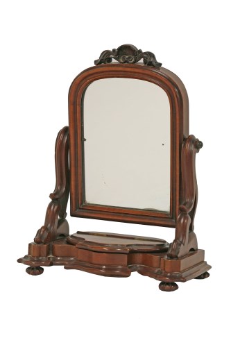 Lot 103 - A good mahogany miniature toilet mirror