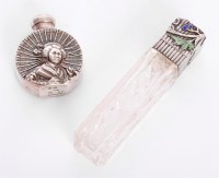Lot 240 - A Victorian silver scent bottle