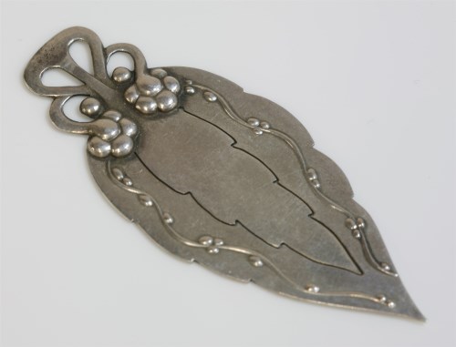 Lot 31 - A sterling silver bookmark