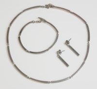 Lot 65 - A Danish sterling silver bar link necklace and bracelet