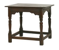 Lot 118 - A rectangular oak centre table