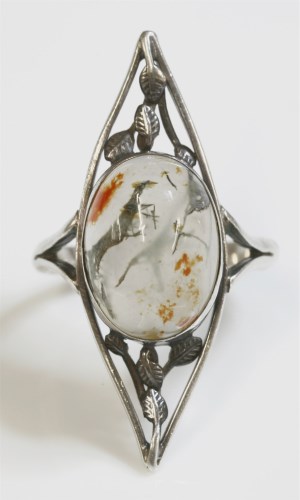 Lot 12 - An Arts and Crafts moss agate ring