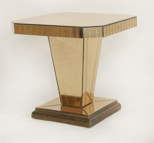 Lot 187 - An Art Deco mirrored glass lamp table