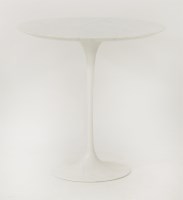 Lot 576 - A 'Tulip' side table