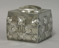 Lot 36 - A Tudric Pewter biscuit box and cover