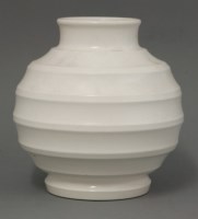 Lot 182 - A Wedgwood 'Moonstone' vase