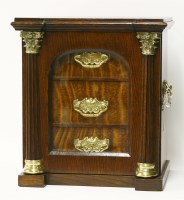 Lot 93 - A Victorian oak jewellery box
