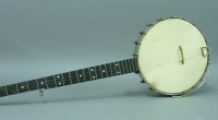 Lot 216 - A 'Popular' banjo