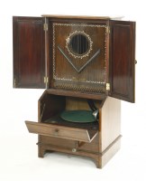 Lot 1153 - A 'Klingsor' cabinet gramophone with strings