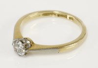 Lot 10 - A single stone diamond ring