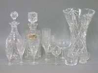 Lot 319 - A suite of glass ware