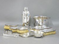 Lot 142 - A collection of silver