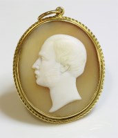 Lot 275 - A Victorian carved shell cameo