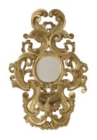 Lot 492 - An Italian giltwood wall mirror