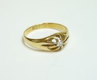 Lot 12 - A gentleman's 18ct gold single stone diamond ring