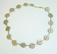 Lot 75 - A cased sterling silver and silver gilt daisy chain necklace