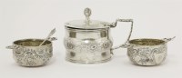 Lot 195 - A George IV silver mustard pot