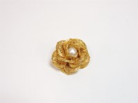 Lot 54 - A cultured pearl set filigree rose brooch