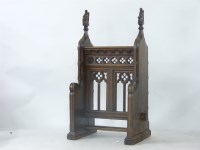 Lot 697 - An oak reader's desk