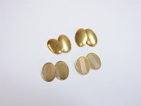 Lot 47 - A pair of 18ct gold cufflinks