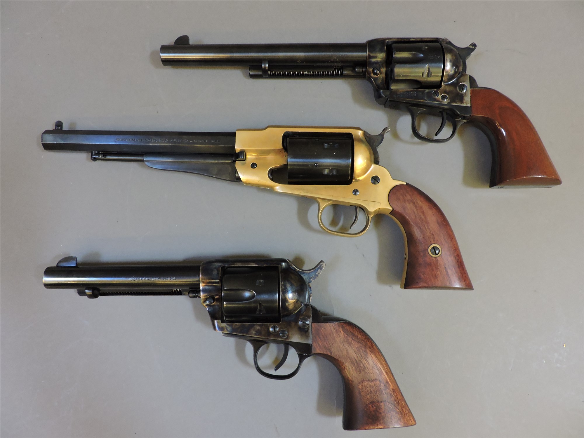 Revolverws Lot 161 - Three blank firing replica western revolvers