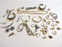 Lot 97 - A quantity of Balinese silver jewellery