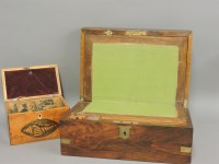 Lot 463 - A tea caddy