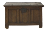 Lot 420 - An oak coffer