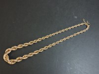 Lot 60 - A graduated gold rope chain