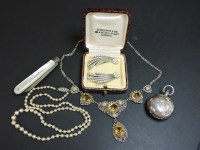 Lot 59 - A sterling silver sovereign case