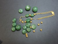 Lot 101 - An aventurine quartz bead necklace or bracelet