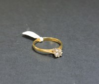 Lot 10 - An 18ct gold single stone diamond ring