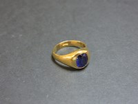 Lot 43 - A gentleman's single stone synthetic sapphire gold ring