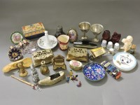Lot 109 - Assorted miniature collectables