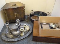 Lot 402 - Metal wares