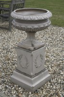 Lot 635 - A stoneware garden urn