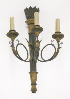 Lot 561 - A Regency-style wall light