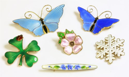 Lot 24 - A collection of six Norwegian silver gilt guilloché enamel brooches