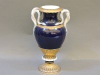 Lot 423 - A 19th/20th century Meissen vase