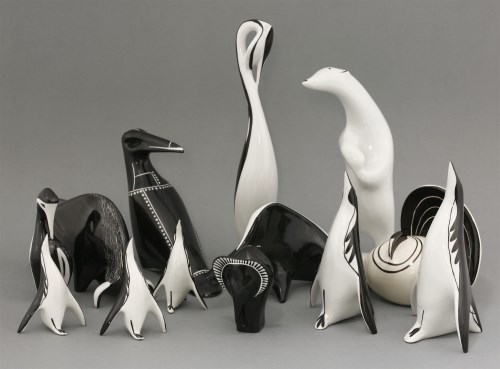 Lot 428 - Thirteen porcelain Ćmielów animals
