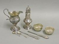 Lot 191 - A collection of silver items