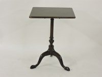 Lot 707 - A Georgian mahogany snap top tripod table