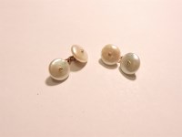 Lot 39 - A pair of 18ct gold cultured freshwater coin pearl and diamond cufflinks