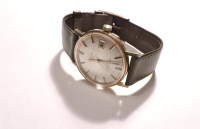 Lot 85 - A gentleman's 9ct gold Tissot Seastar Seven automatic strap watch