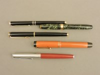 Lot 352 - A Parker Duofold Senior pen in red