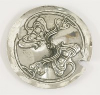 Lot 166 - An Edwardian silver cover
