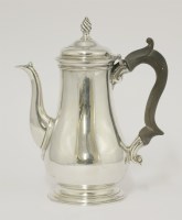 Lot 167 - A George III small silver coffee pot