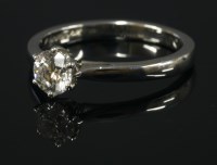 Lot 527 - A platinum single stone diamond ring