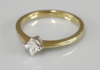 Lot 1005 - An 18ct gold single stone princess cut diamond ring