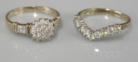 Lot 1032 - A 9ct gold diamond cluster ring